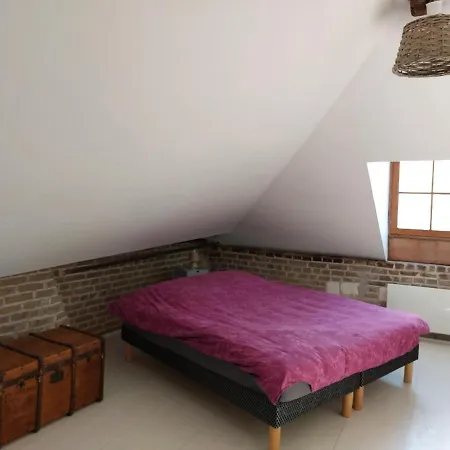 Homestay Maison Au Pied De La Cathedrale Centre
